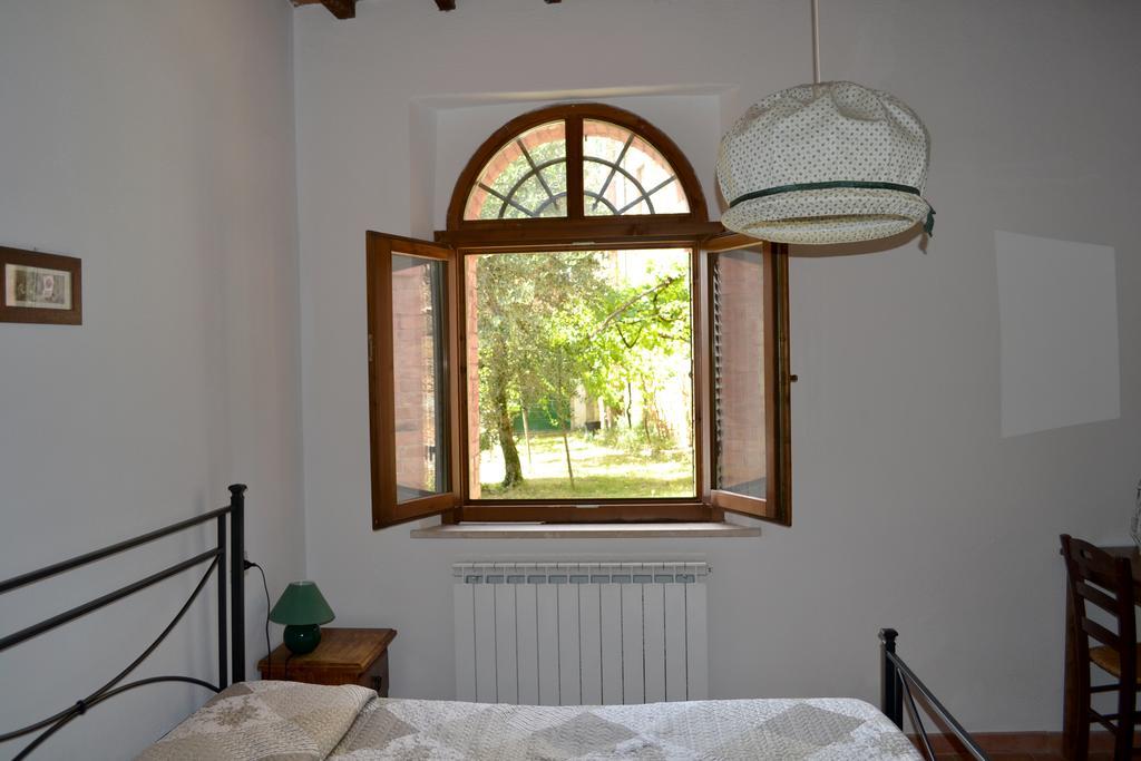 Villa Santa Maria Монтальчино Экстерьер фото
